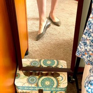 Nisolo ballet flats - discontinued style - good condition